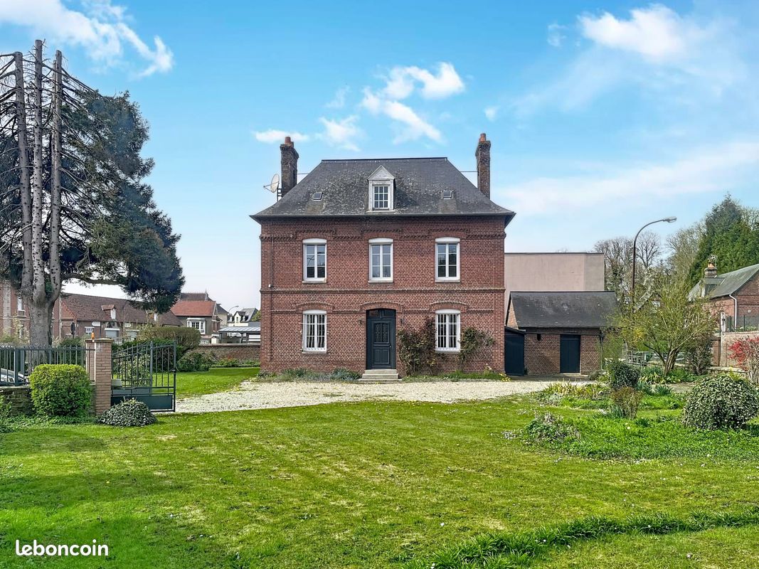 Maison 5 pièces 134 m² · à Val-de-Scie · 134 m² · 240 000 €