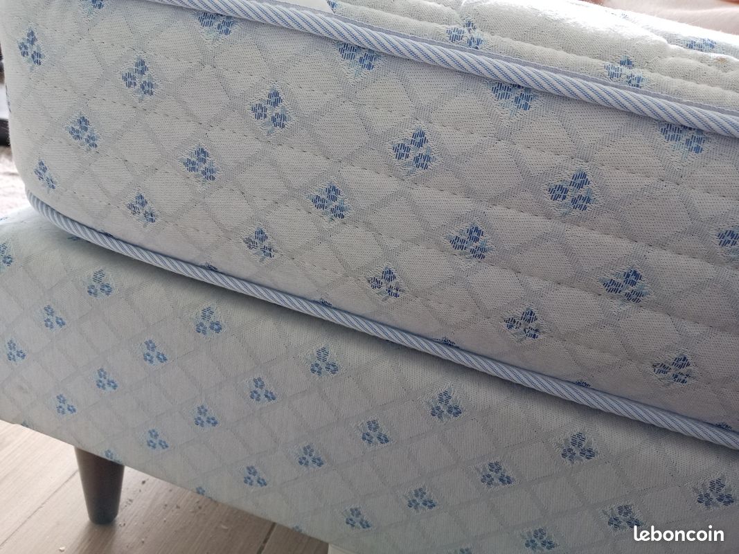 Matelas et sommier (image 3)