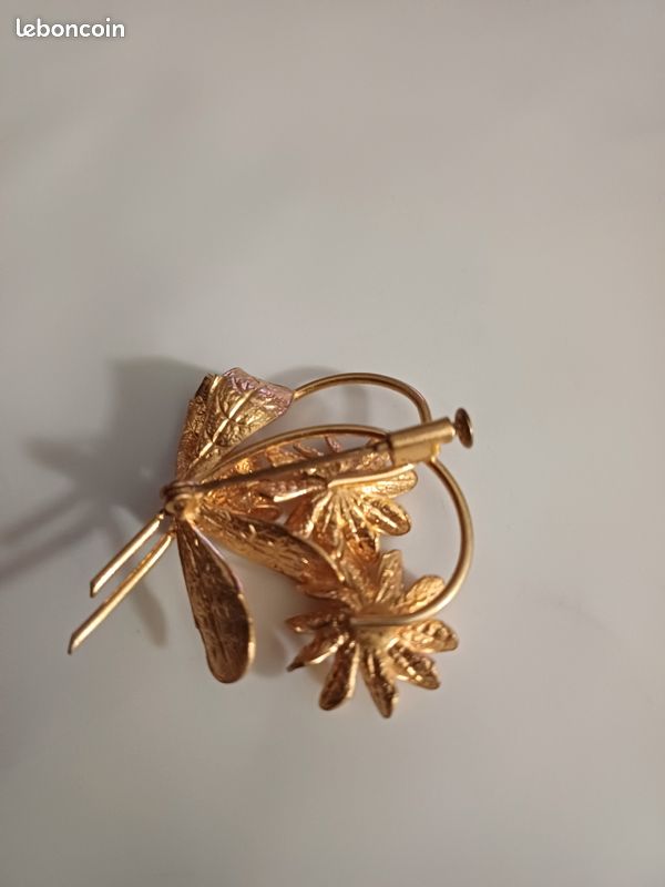 Broche Ancienne En Strass - Belle Pièce D'occasion