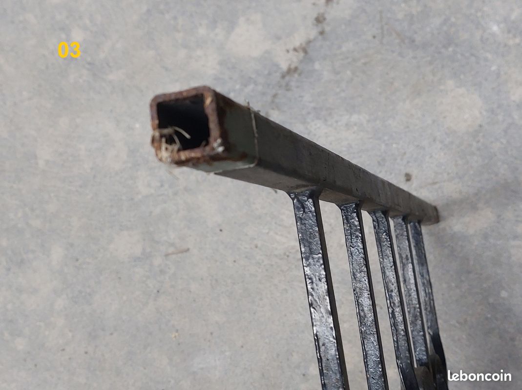 3 Grilles de fenêtre en fer pose en Tableau par scellement (h53, L66) (image 16)