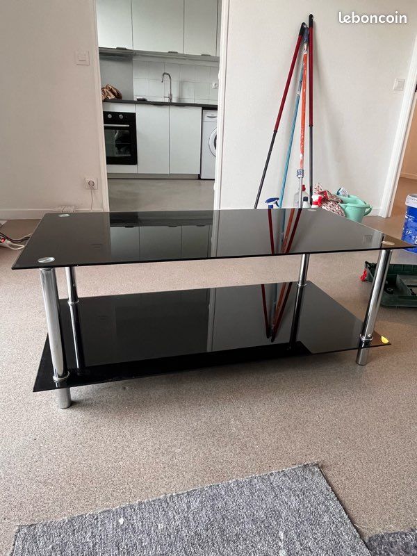 Table basse en verre (image 1)