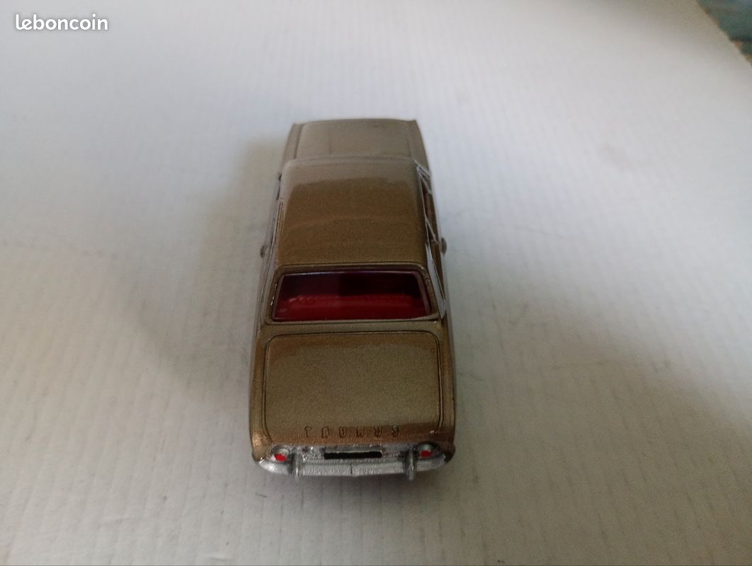 Dinky Toys Ford Taunus N°559 - Made In France Meccano - Occasion BEIGE
