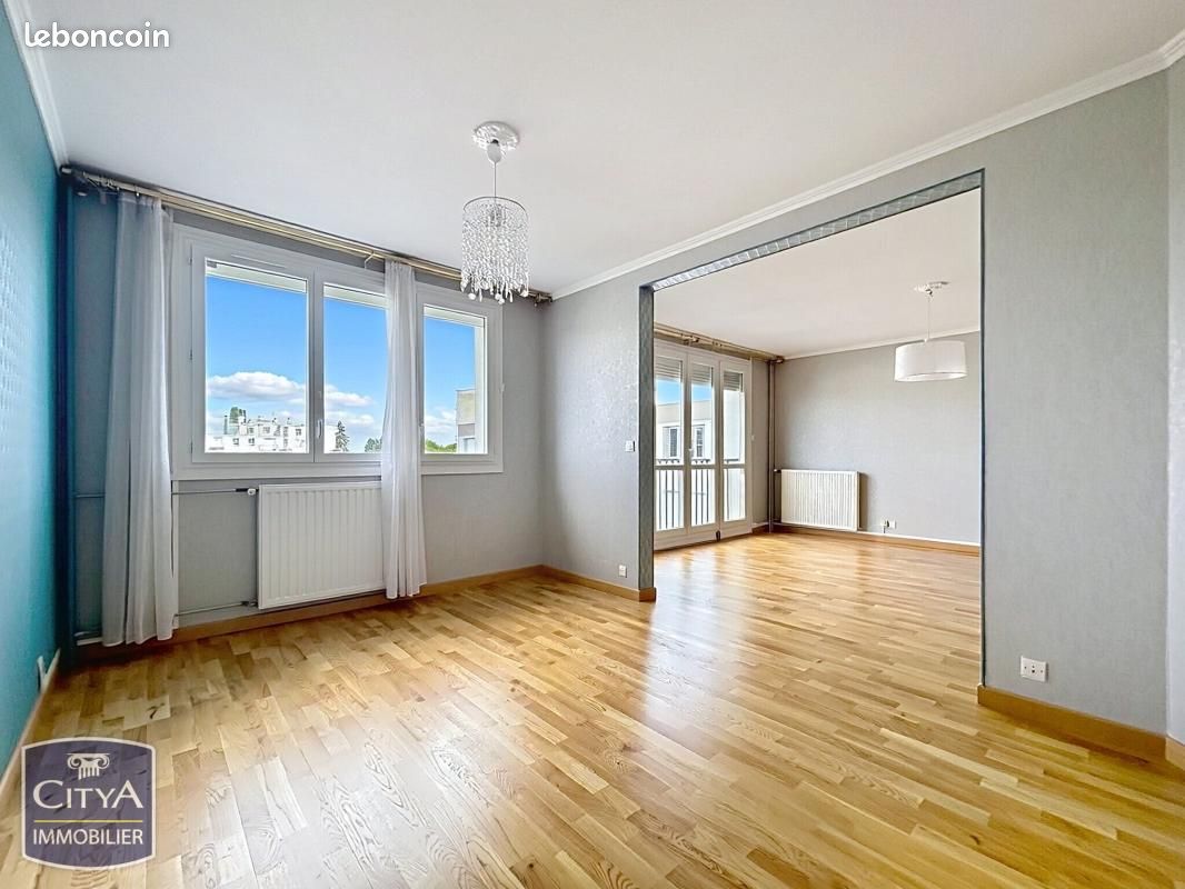 Appartement 4 pièces 83 m² · à Olivet · 83 m² · 152 000 €