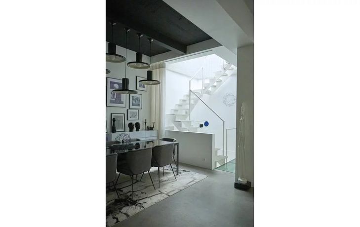 Maison a louer paris-18e-arrondissement - 5 pièce(s) - 145 m2 - Surfyn