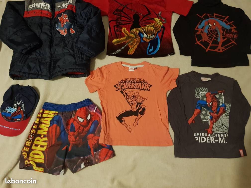 Spiderman lot 5/6ans (image 1)