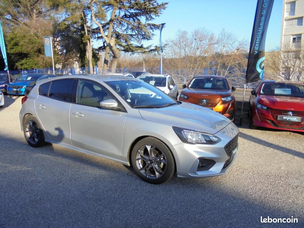 Ford Focus 1.0 EcoBoost 125 BVA8 ST Line (image 3)