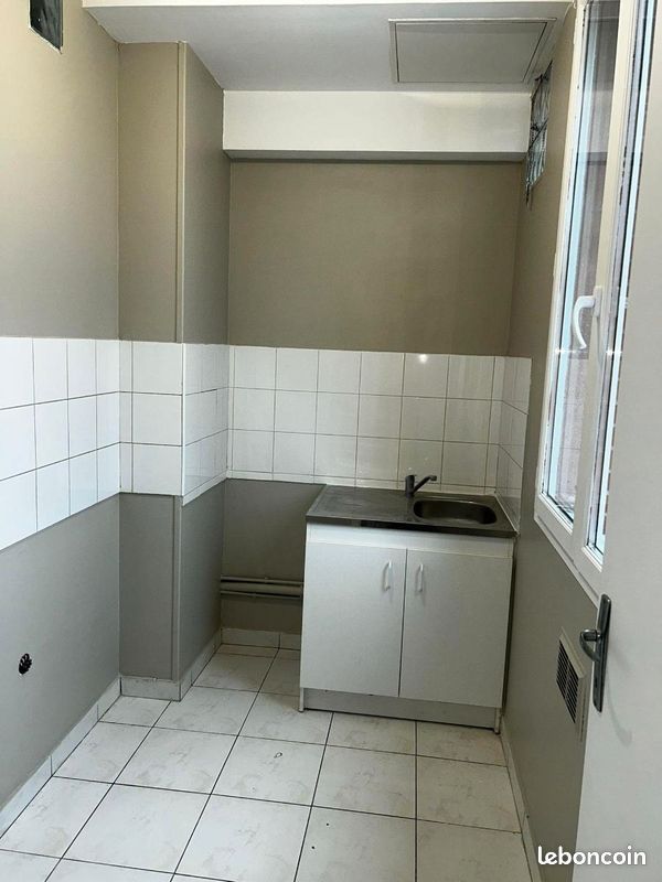 Appartement 2 pièces 46 m² · à Aubervilliers · 46 m² · 746 €
