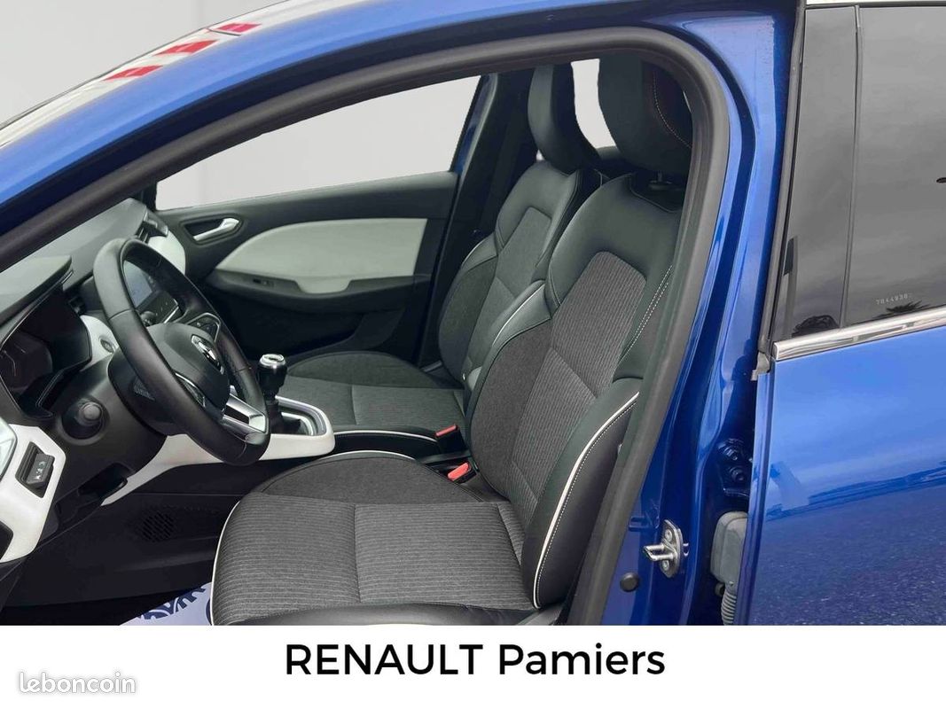 RENAULT Clio TCe 90 Techno (image 12)