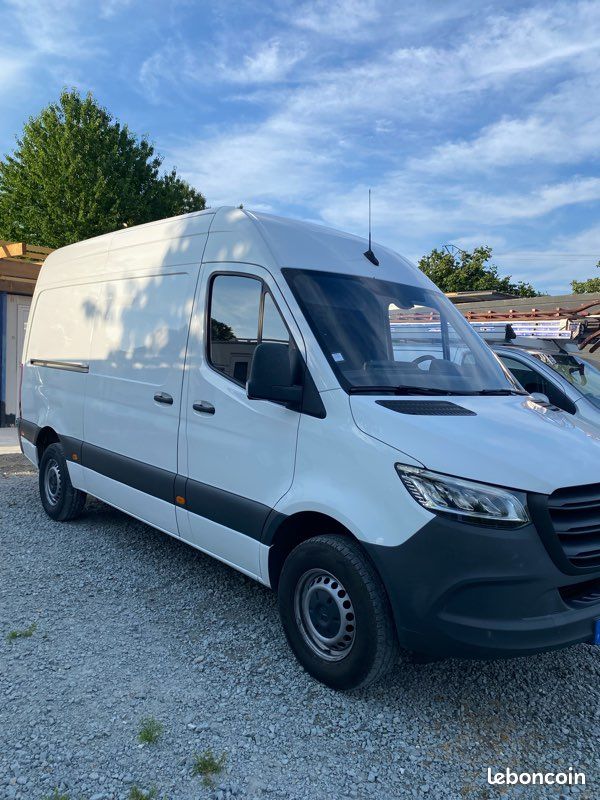 Mercedes sprinter 319 (image 1)