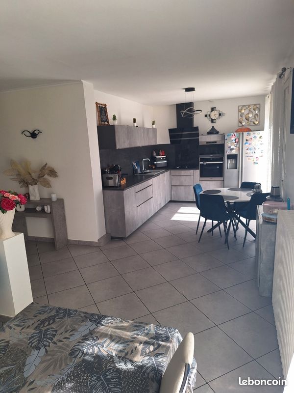 Maison 8 pièces 180 m² · à Roques · 180 m² · 395 000 €