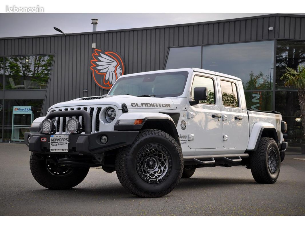 JEEP GLADIATOR 3.0 V6 MultiJet - 264 - BVA PICK UP DOUBLE CABINE Overland Launch Edition (image 9)