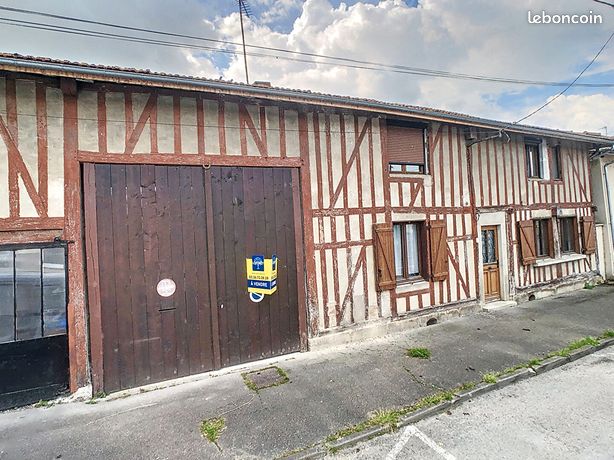 https://img.leboncoin.fr/api/v1/lbcpb1/images/89/5d/a7/895da7b88414912527c75bc02db64247ee3e5d3f.jpg?rule=ad-image