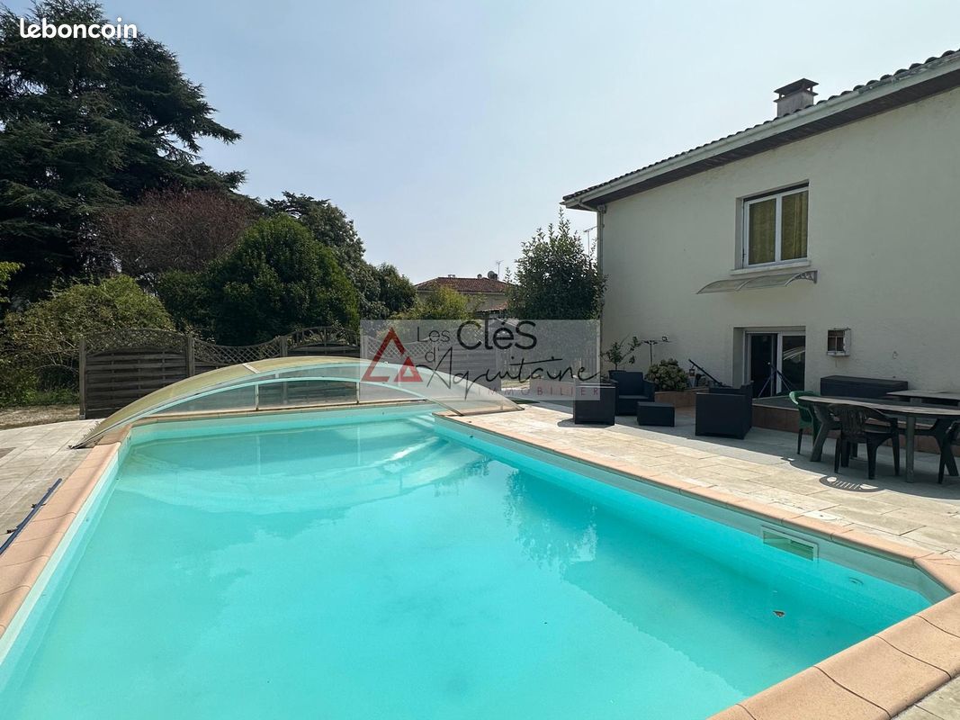 Maison 8 pièces 175 m² · à Cadillac-sur-Garonne · 175 m² · 350 000 €