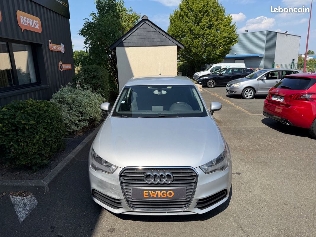 Audi a1 1.6 tdi 90ch attraction (image 12)