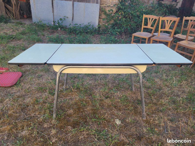 Table en Formica (image 1)