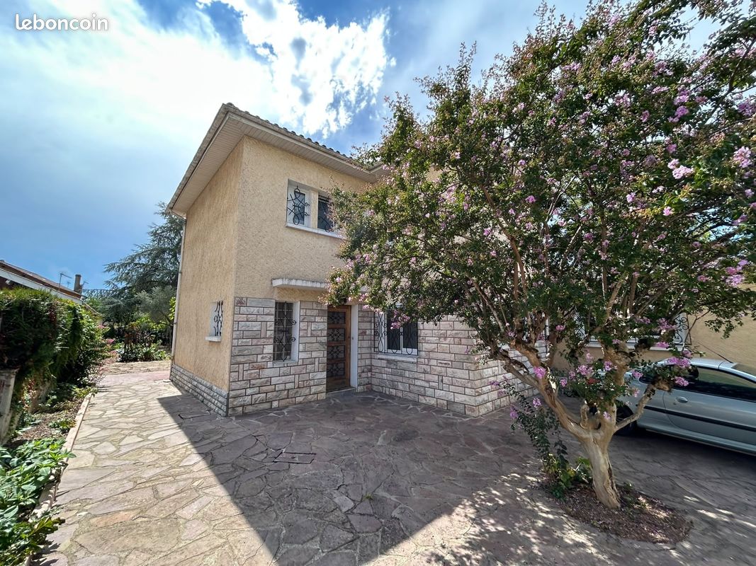 Maison 4 pièces 105 m² · à Auch · 105 m² · 1 100 €/mois