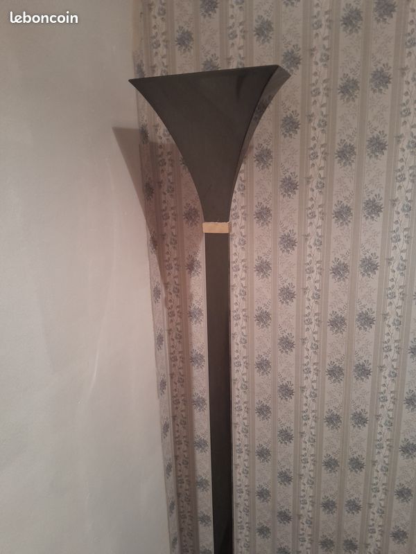 Lampadaire relux model .rl101 milano a saisir (image 3)