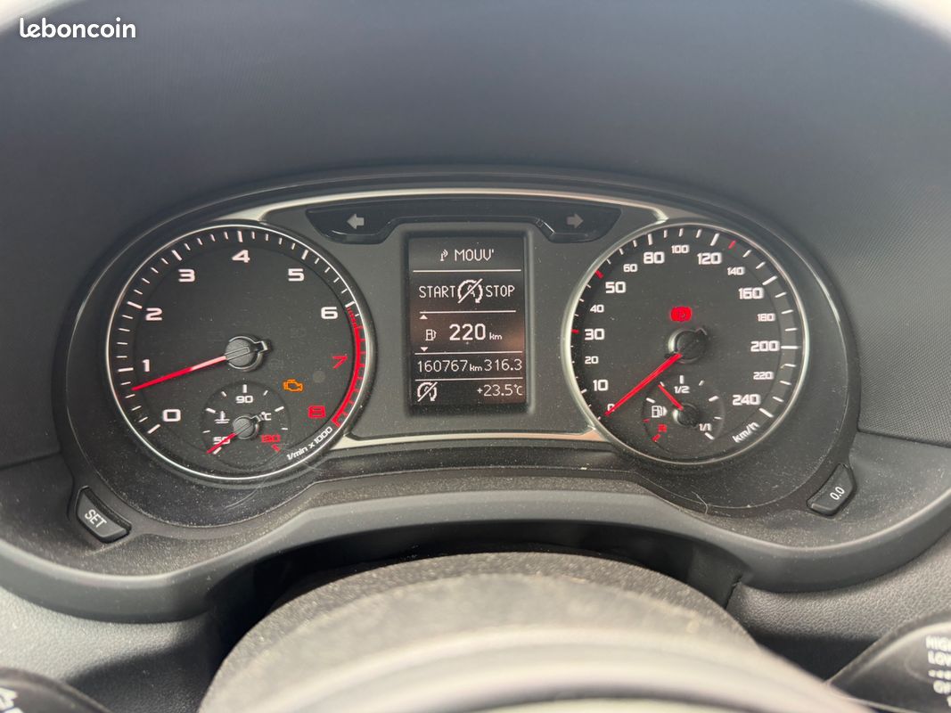 AUDI A1 1.2 TFSI 86 CH PACK S LINE EXT / SIEGES CHAUFFANTS / CLIm (image 13)