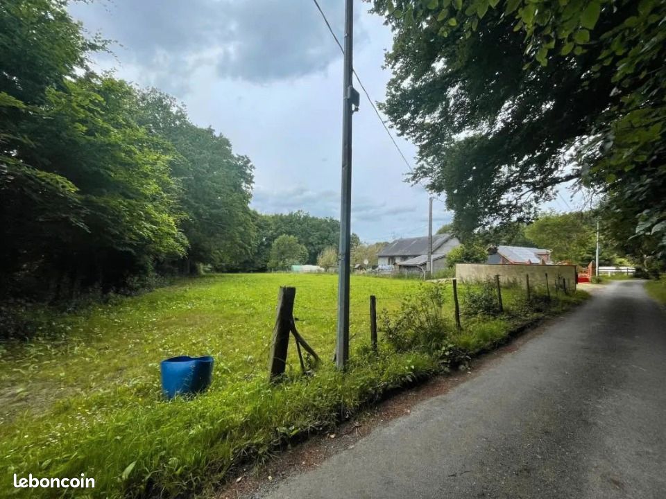 Terrain 470 m² · à Saint-Jean-de-la-Neuville · 65 900 €