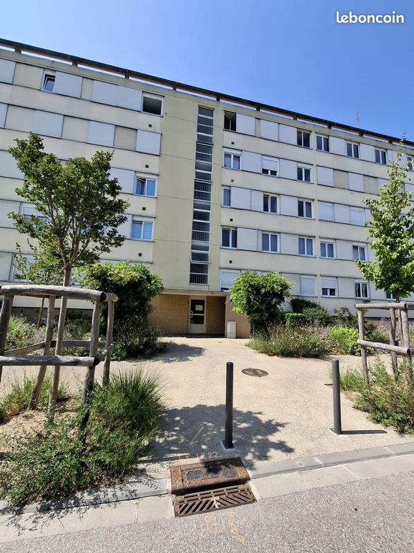 Appartement 3 pièces 74 m² · à Beauvais · 74 m² · 685 €/mois