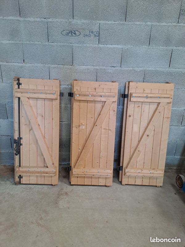 Urgent volets bois (image 1)