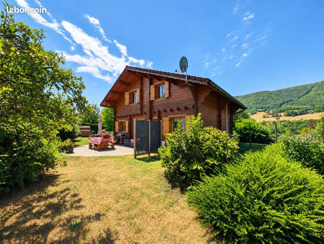 Maison 5 pièces 111 m² · à Moye · 111 m² · 415 000 €