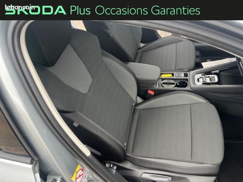 Skoda Octavia Combi 2.0 TDI SCR 150ch Selection DSG7 (image 19)