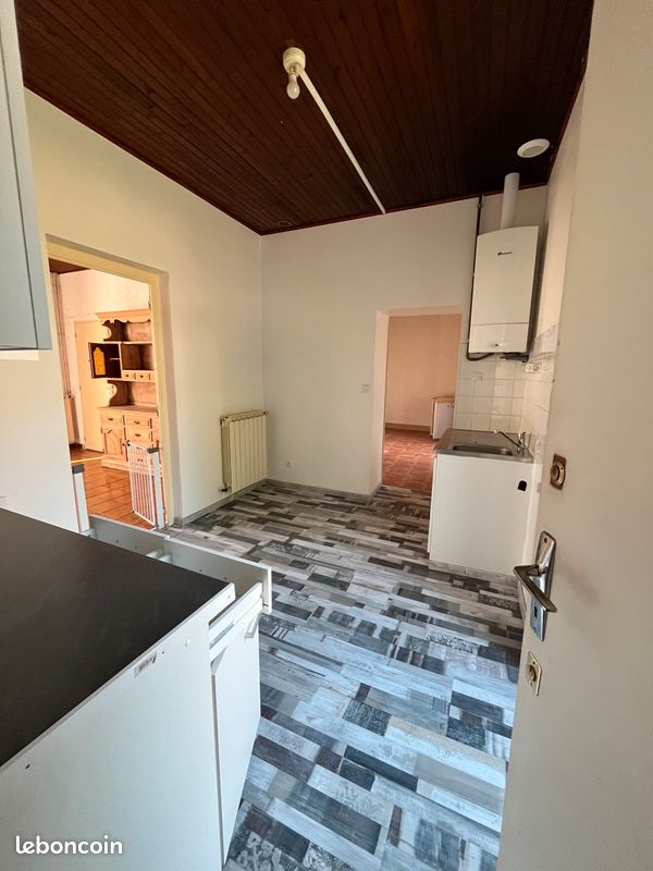 Appartement 6 pièces 92 m² · à La Grand-Combe · 92 m² · 750 €/mois