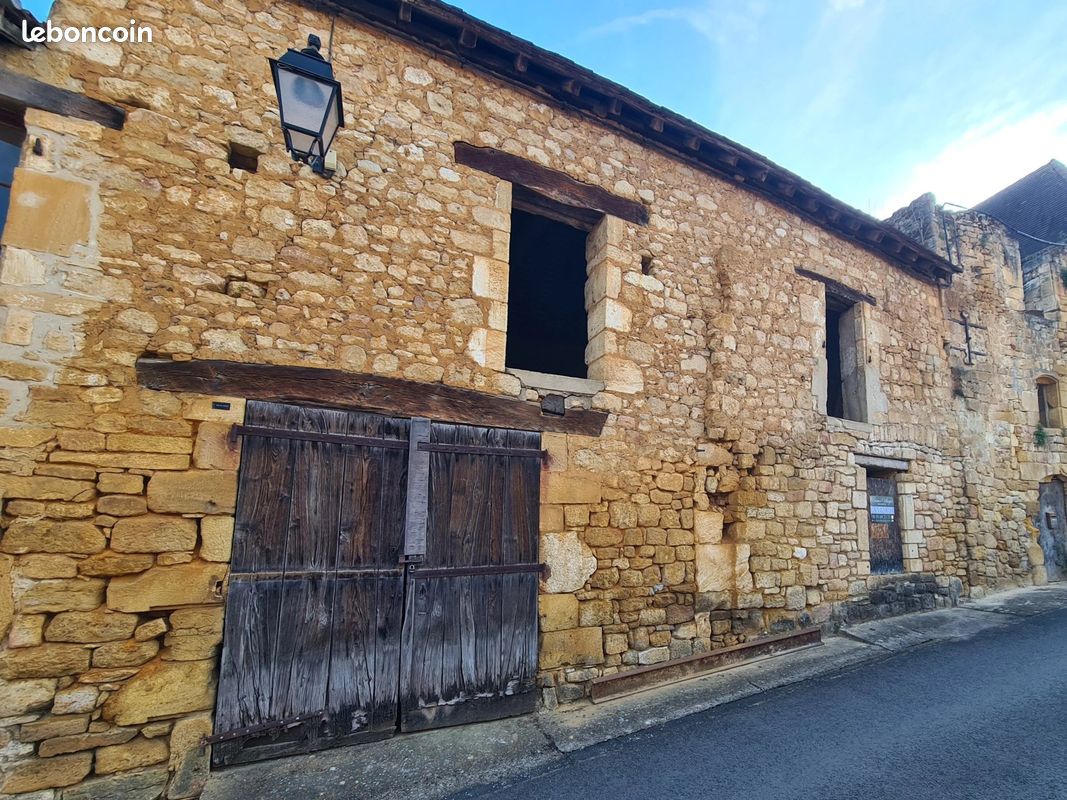 Maison 2 pièces 130 m² · à Cénac-Et-Saint-Julien · 130 m² · 40 000 €