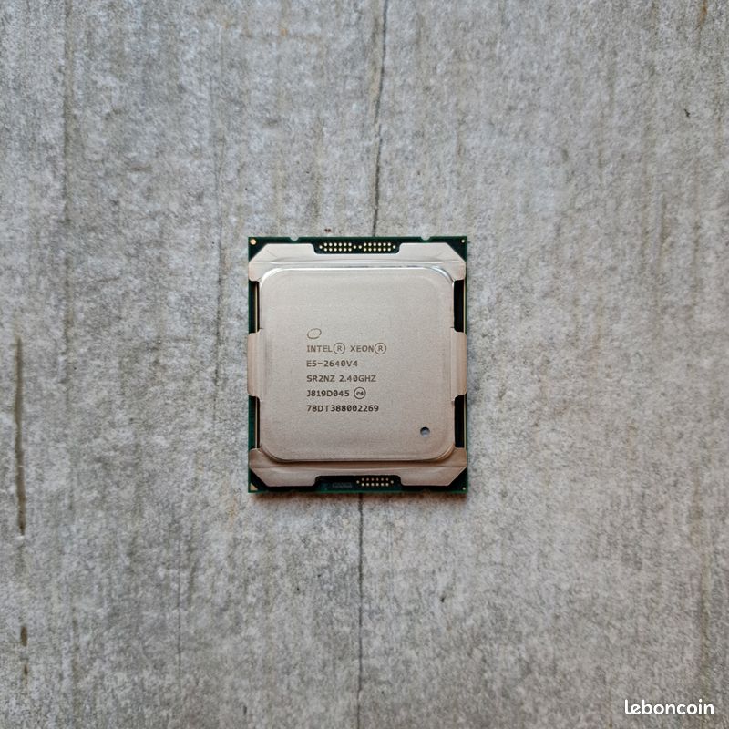 Processeur Intel Core I7-2700K D'occasion - 3.5 à 3.9 GHz, 4 Cœurs, Socket 1155 Avec Pâte Thermique