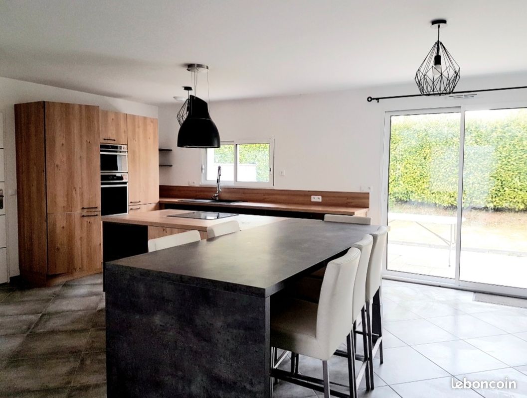 Maison 5 pièces 90 m² · à Chauray · 90 m² · 235 000 €