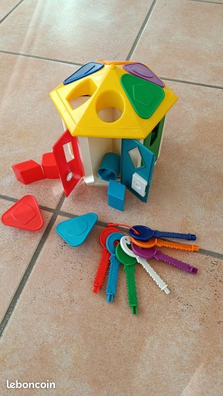 Jouet d'éveil pour petits (image 1)