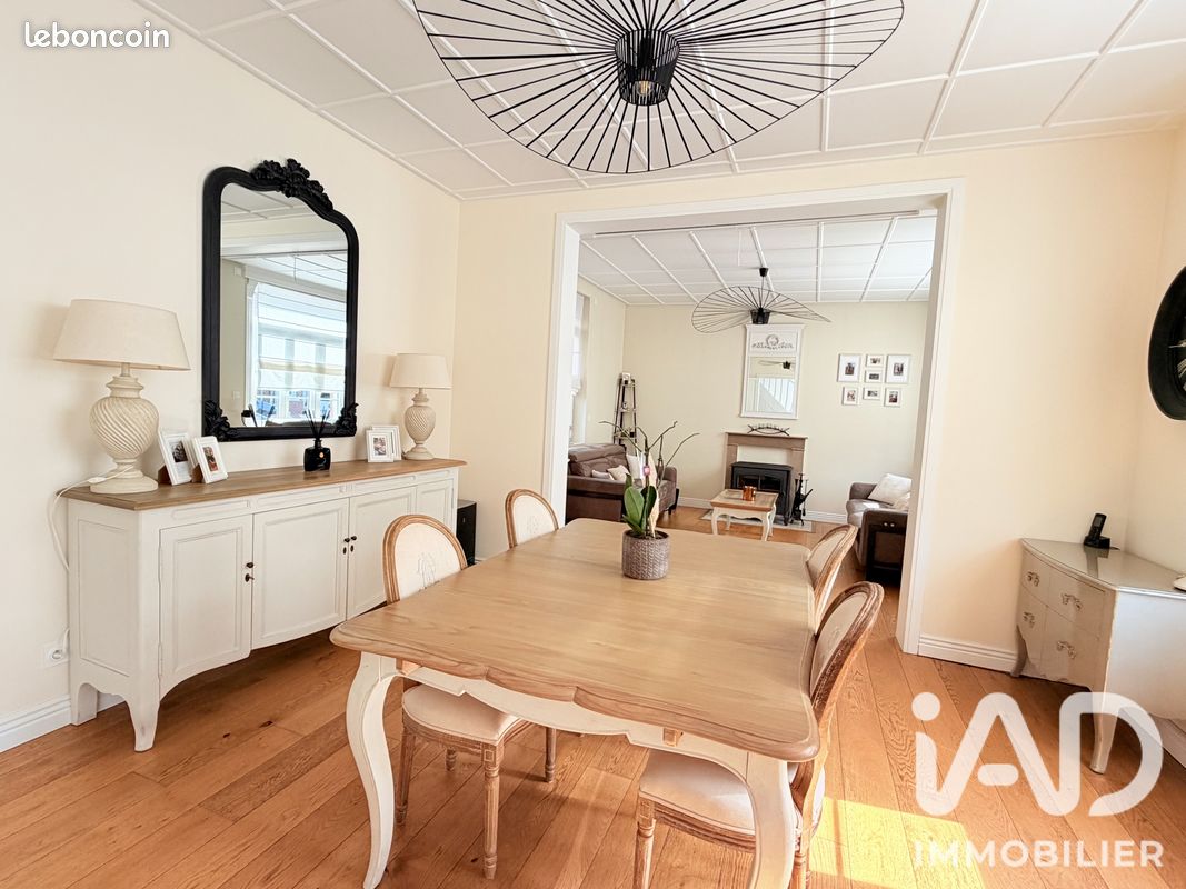 Maison 6 pièces 142 m² · à Noyelles-sous-Lens · 142 m² · 280 000 €