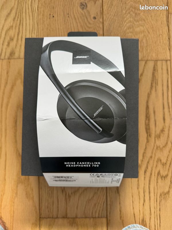 Bose Noise Cancelling Headphones 700 – Casque Bluetooth sans fil Supra-Aural avec Microphone Intégré pour des Appels Clairs et le Contrôle vocal via Alexa, Noir (image 1)
