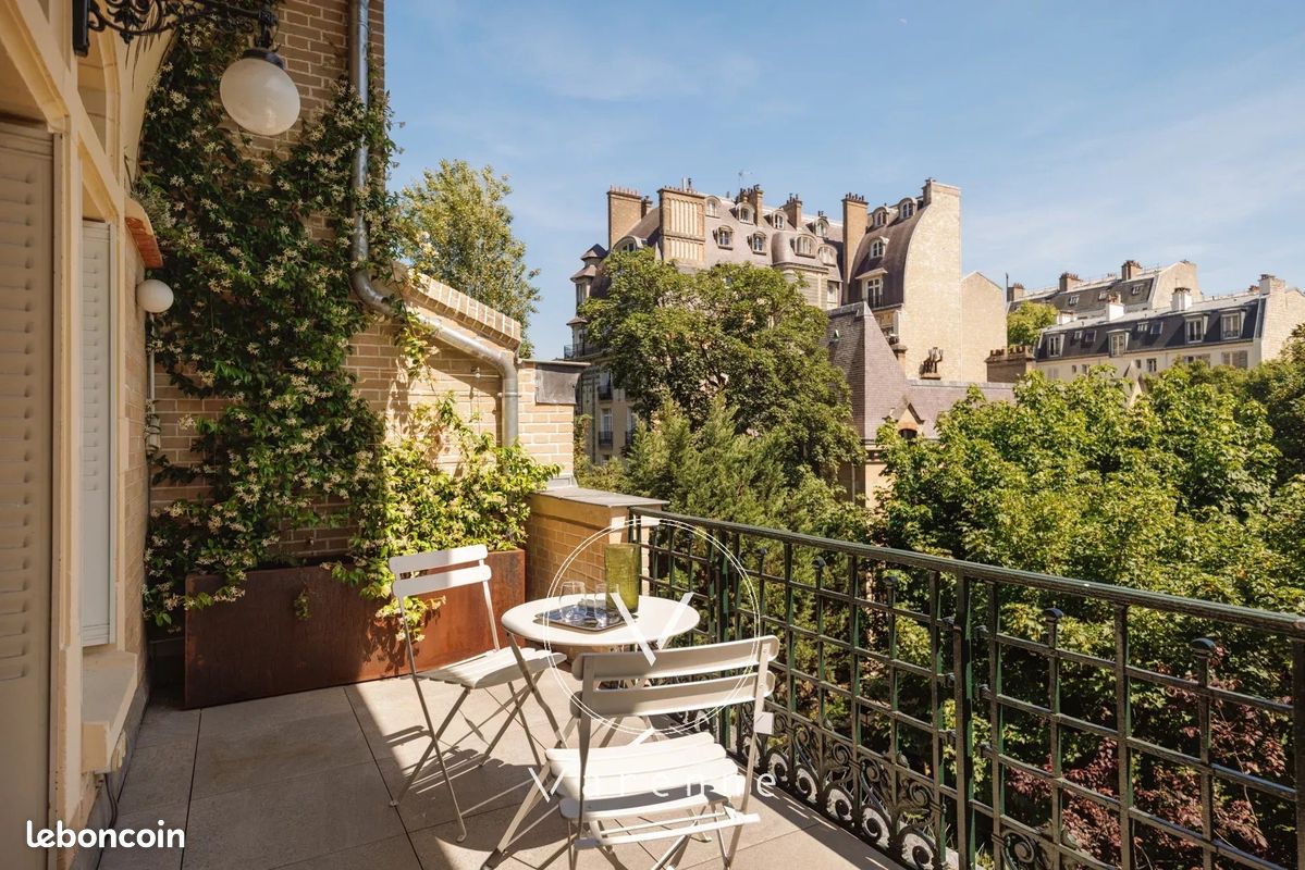 Appartement 6 pièces 190 m² · à Paris · 190 m² · 3 750 000 €
