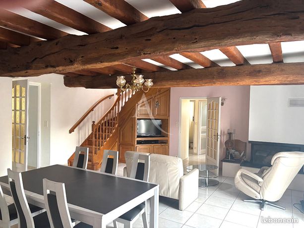 Longère 5 pièces 151 m²