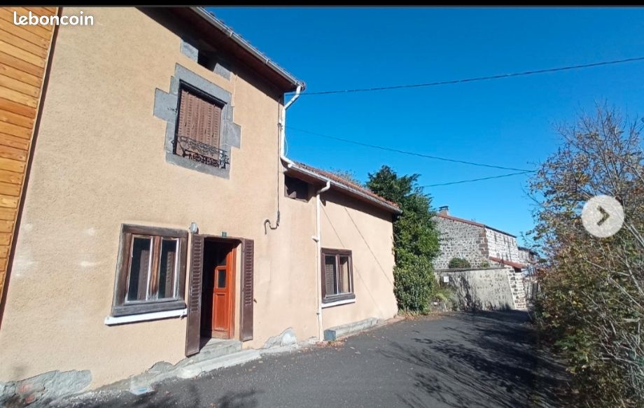 Maison 5 pièces 69 m² · à Orcines · 69 m² · 59 000 €