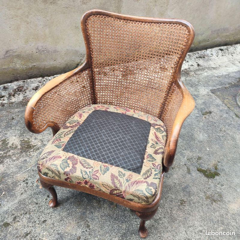 Fauteuil ancien avec structure en osier (image 4)