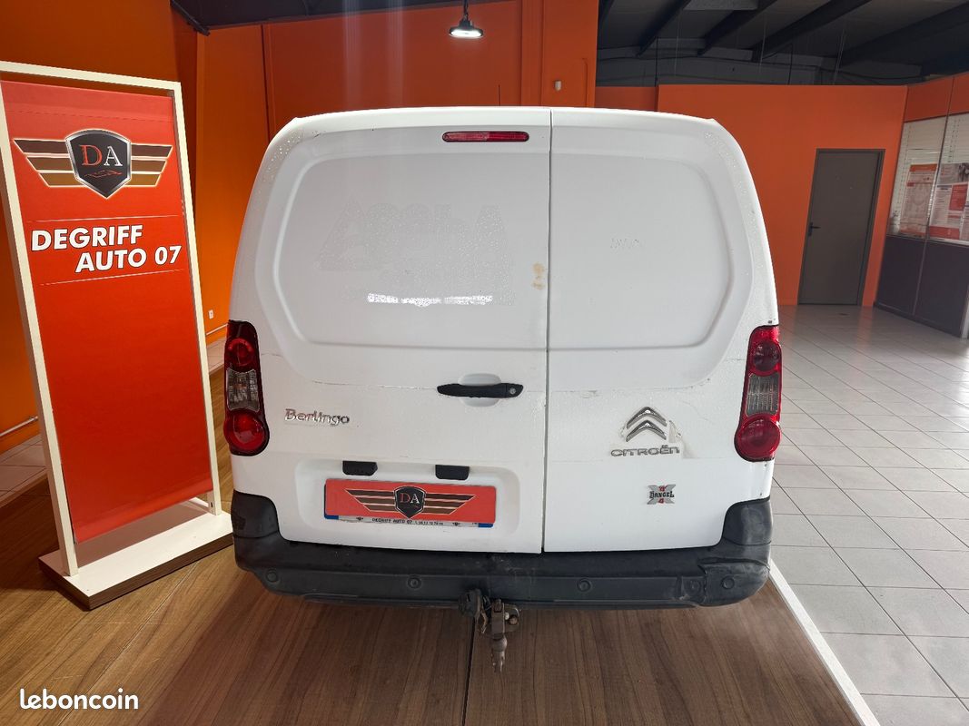 Citroen berlingo fourgon xl bluehdi 100 club (image 6)