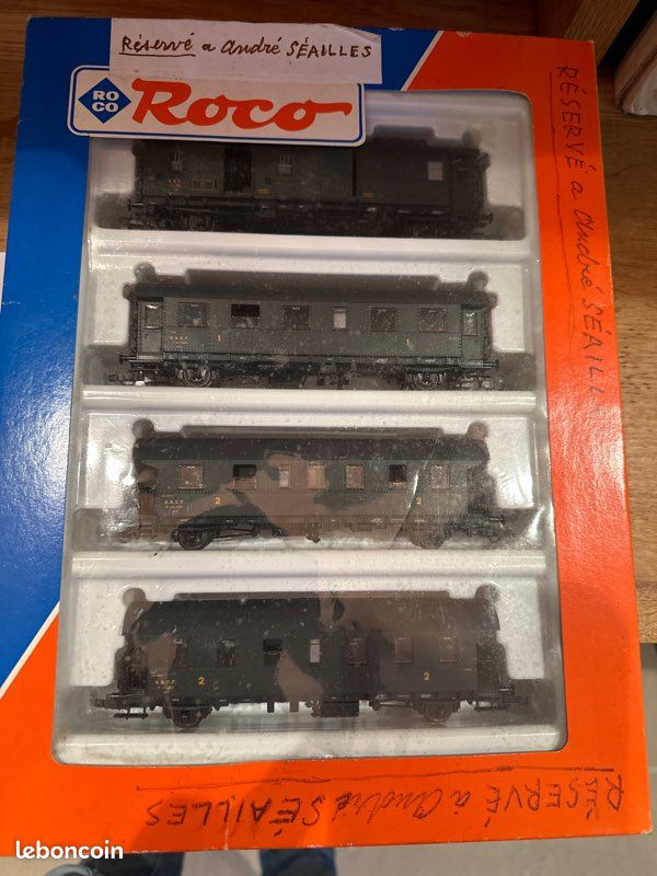 ROCO coffret 4 voitures de voyageurs (image 1)