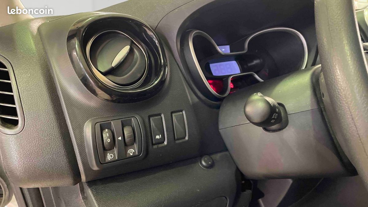 Renault trafic fgn l1h1 1200 kg dci 120 grand confort (image 16)