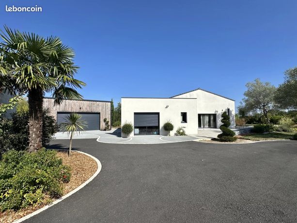 Villa 9 pièces 187 m²