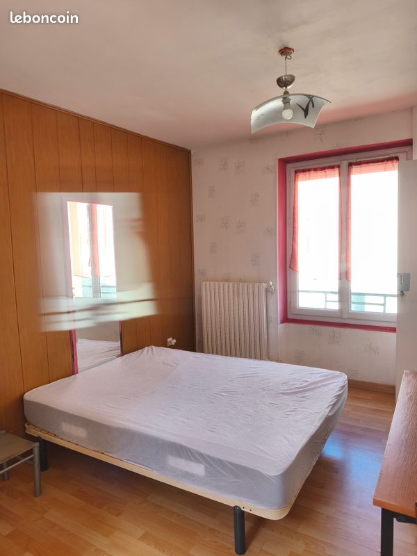 Appartement 1 pièce 17 m² · à Ménétrol · 16,5 m² · 380 €