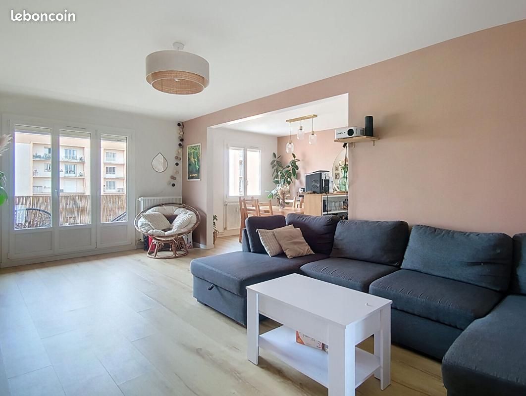 Appartement 4 pièces 94 m² · à Dijon · 94 m² · 1 250 €/mois