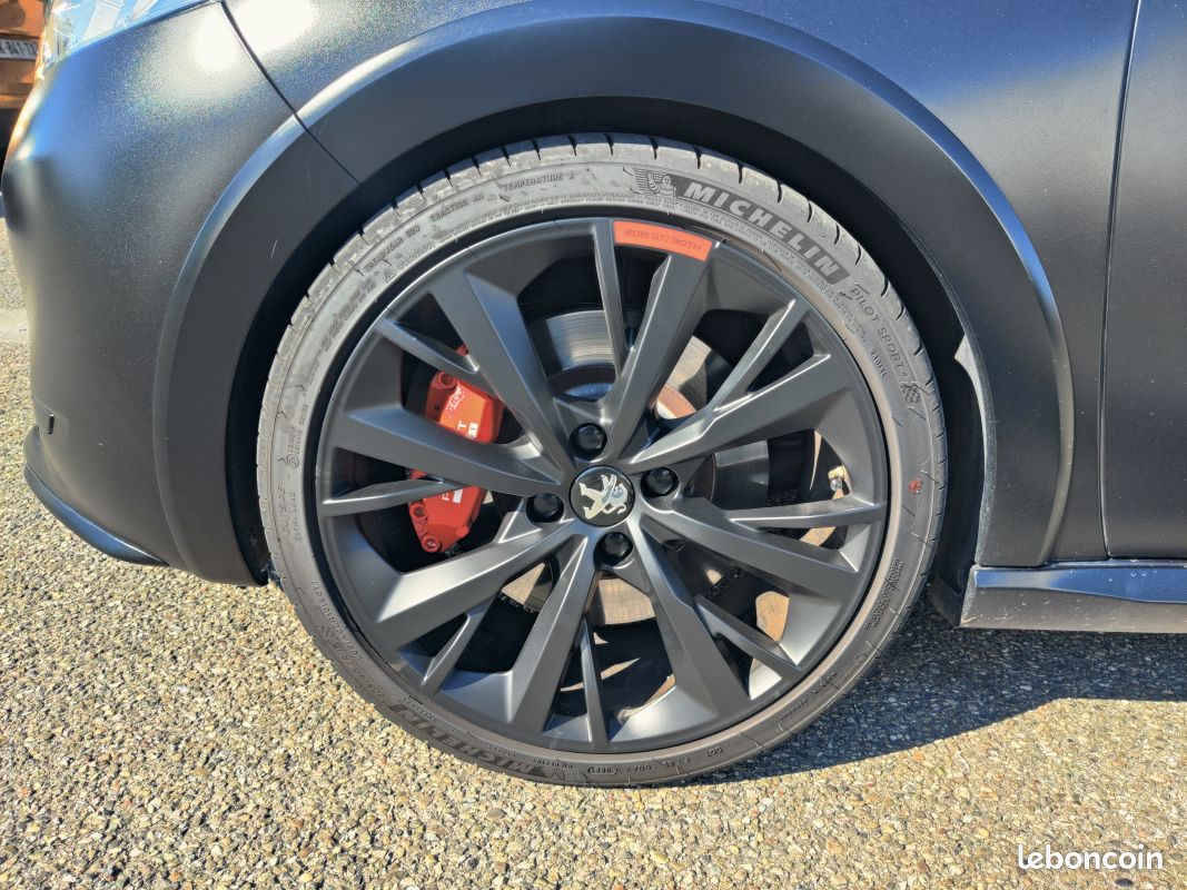 PEUGEOT 208 GTi 1.6 30Th Numérotée 898 (image 22)