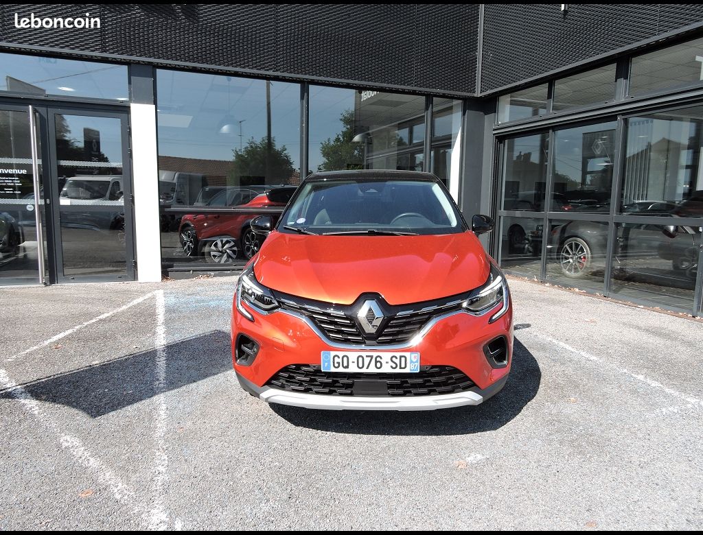 Renault Captur TECHNO TCE 90CH BVM6 (image 3)