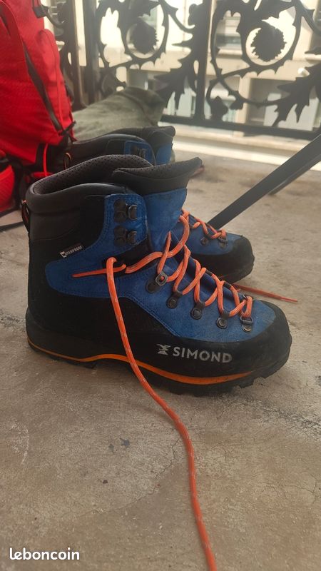 Chaussures alpinisme Simond Taille 39 Sport Plein air