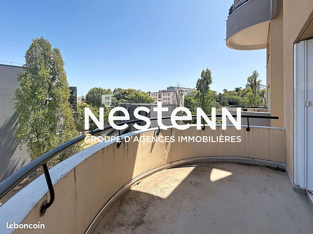 Appartement 4 pièces 82 m² · à Bron · 82 m² · 1 350 €
