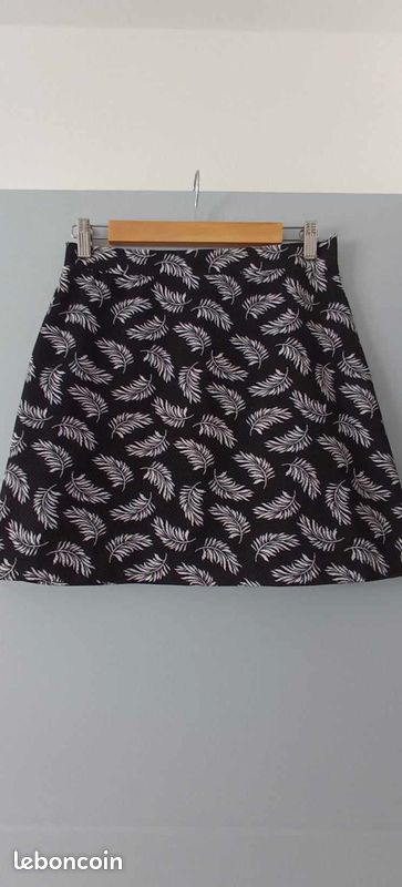 Jupe fleurie H&M Taille 3 (image 1)