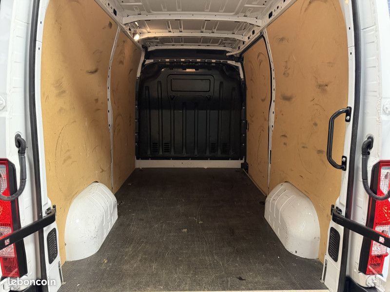 Renault MASTER III FG Grand Confort L2H2 2.3L dci 135CV TVA Recup-Habillage Bois-Suivi Renault-GAR 1 (image 17)